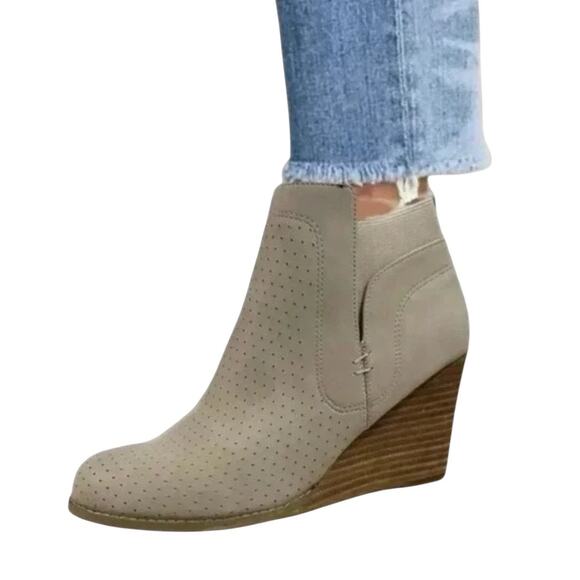 New! DV by Dolce Vita Gerdy Wedge Comfort Bootie in Beige - Size 7 - Picture 1 of 9